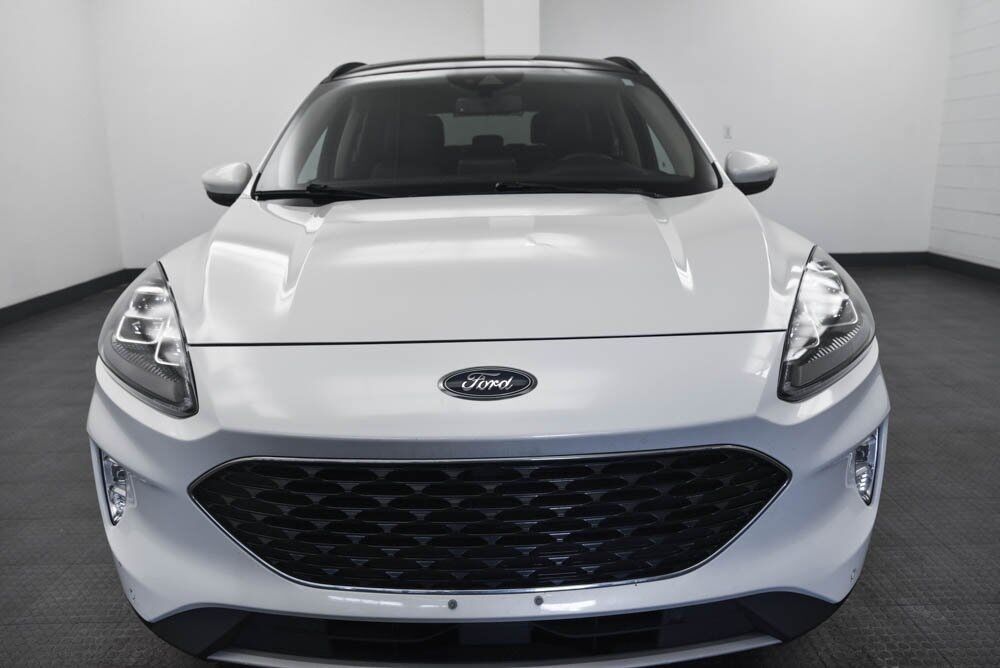 2020 Ford Escape Titanium Hybrid Akron OH