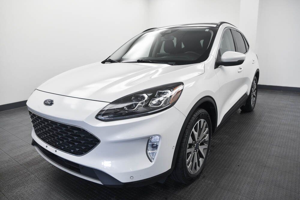 2020 Ford Escape Titanium Hybrid Akron OH