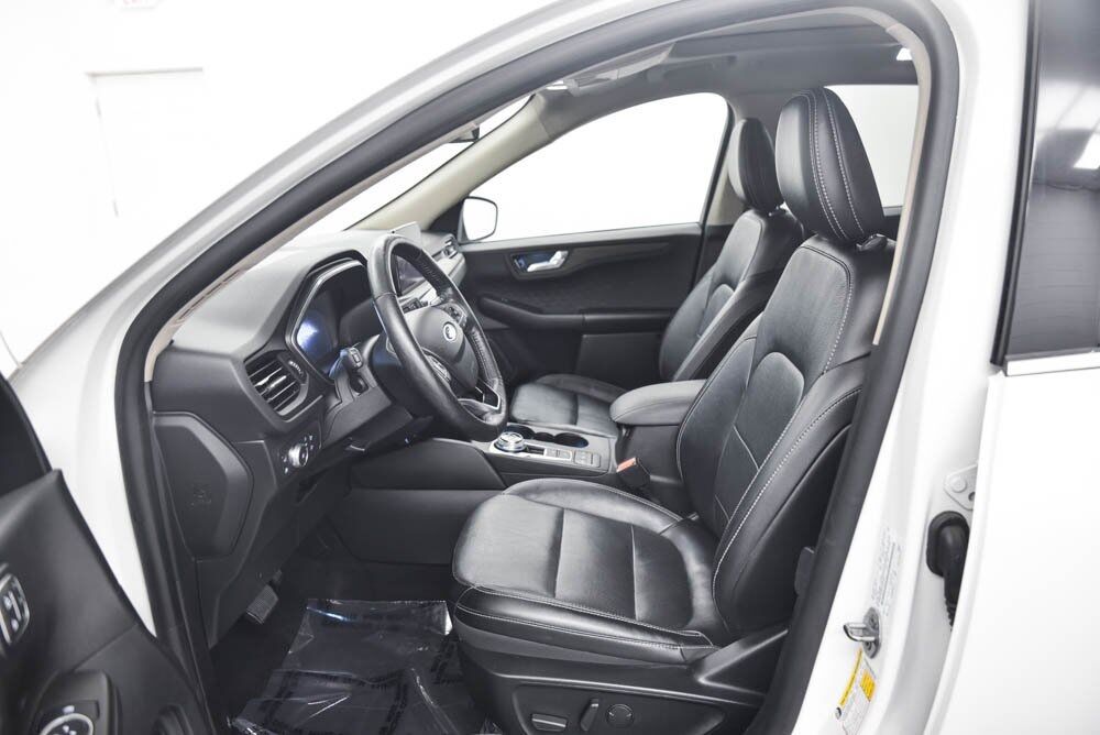 2020 Ford Escape Titanium Hybrid Akron OH