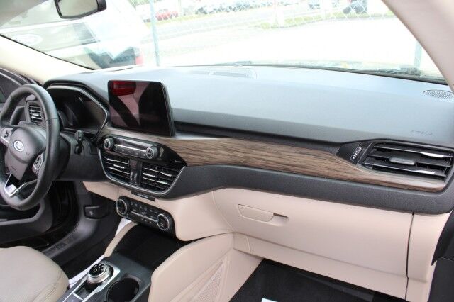 2020 Ford Escape Titanium Hybrid Melbourne FL