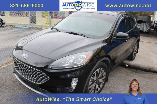 2020 Ford Escape Titanium Hybrid