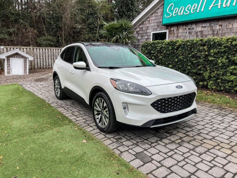 2020 Ford Escape Titanium Hybrid