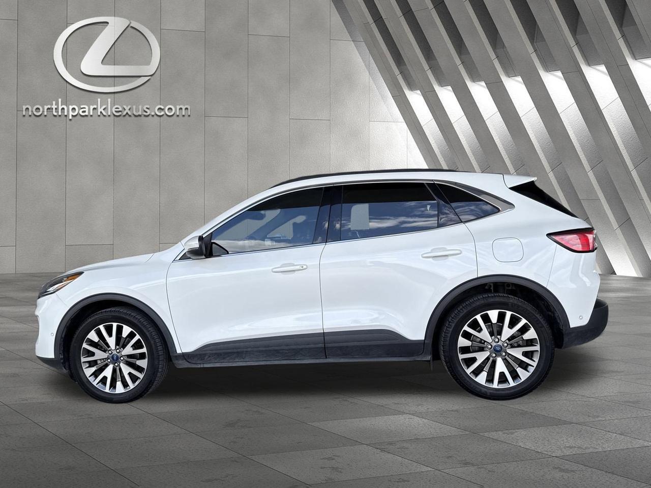 2020 Ford Escape Titanium