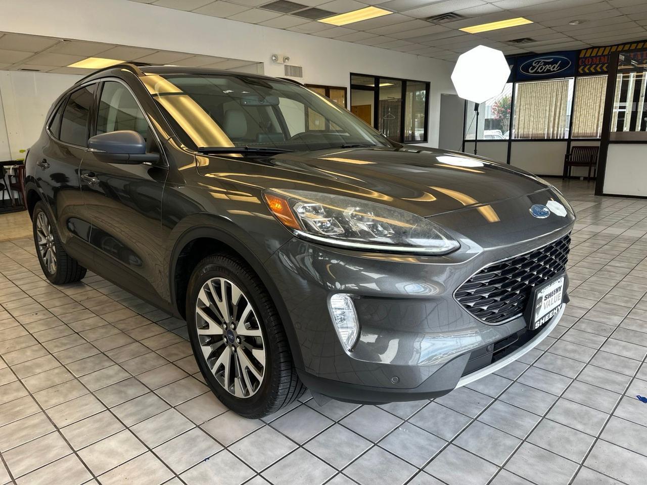2020 Ford Escape Titanium