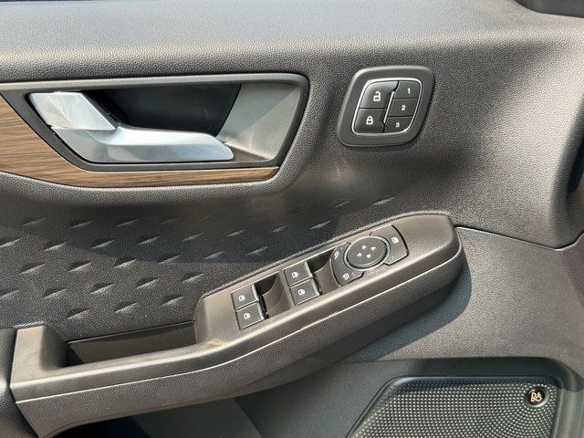 2020 Ford Escape Titanium Springfield VA