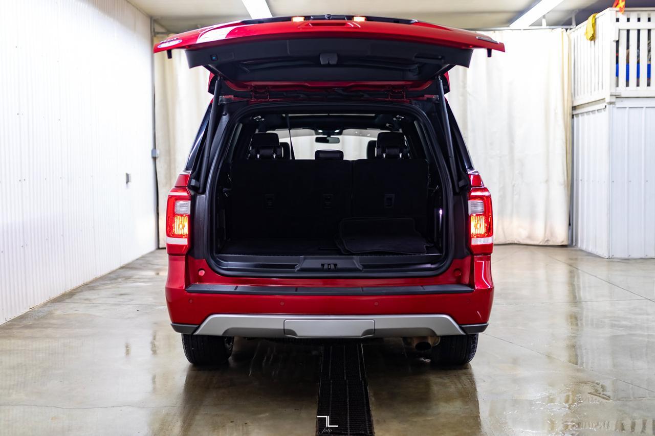 2020 Ford Expedition 4x4 XLT FX4 Leather Roof Nav BCam Red Deer AB