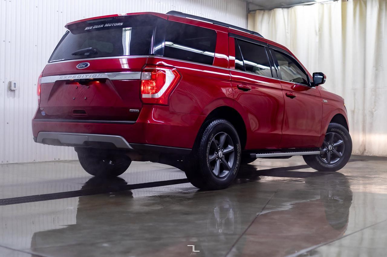 2020 Ford Expedition 4x4 XLT FX4 Leather Roof Nav BCam Red Deer AB