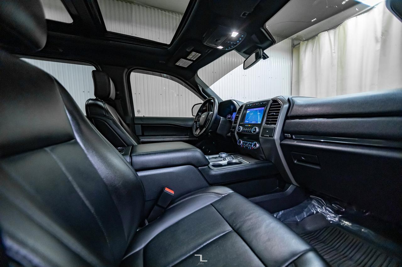 2020 Ford Expedition 4x4 XLT FX4 Leather Roof Nav BCam Red Deer AB