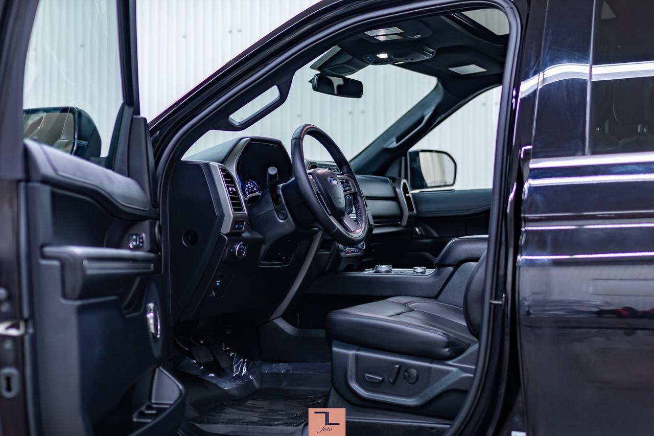 2020 Ford Expedition AWD XLT Leather Roof Nav BCam Red Deer AB