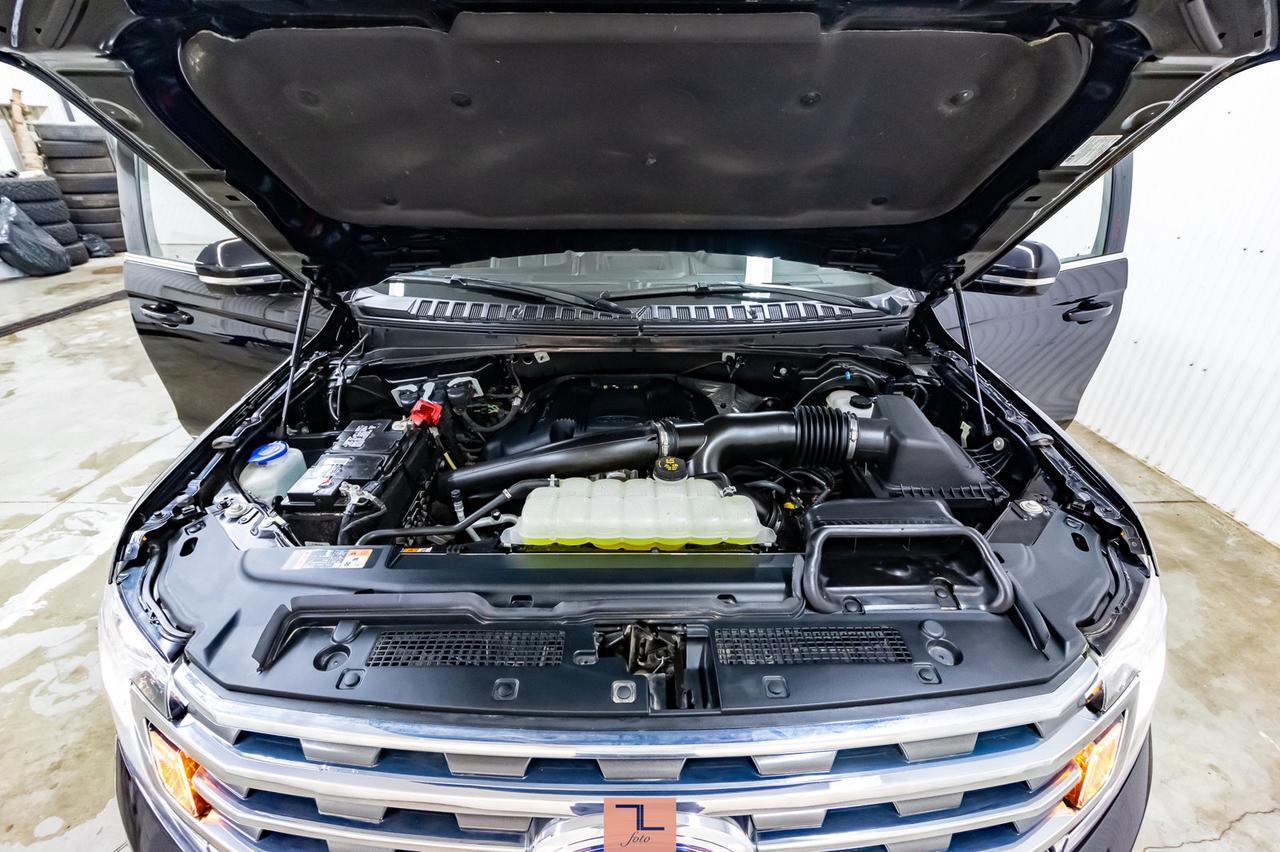 2020 Ford Expedition AWD XLT Leather Roof Nav BCam Red Deer AB