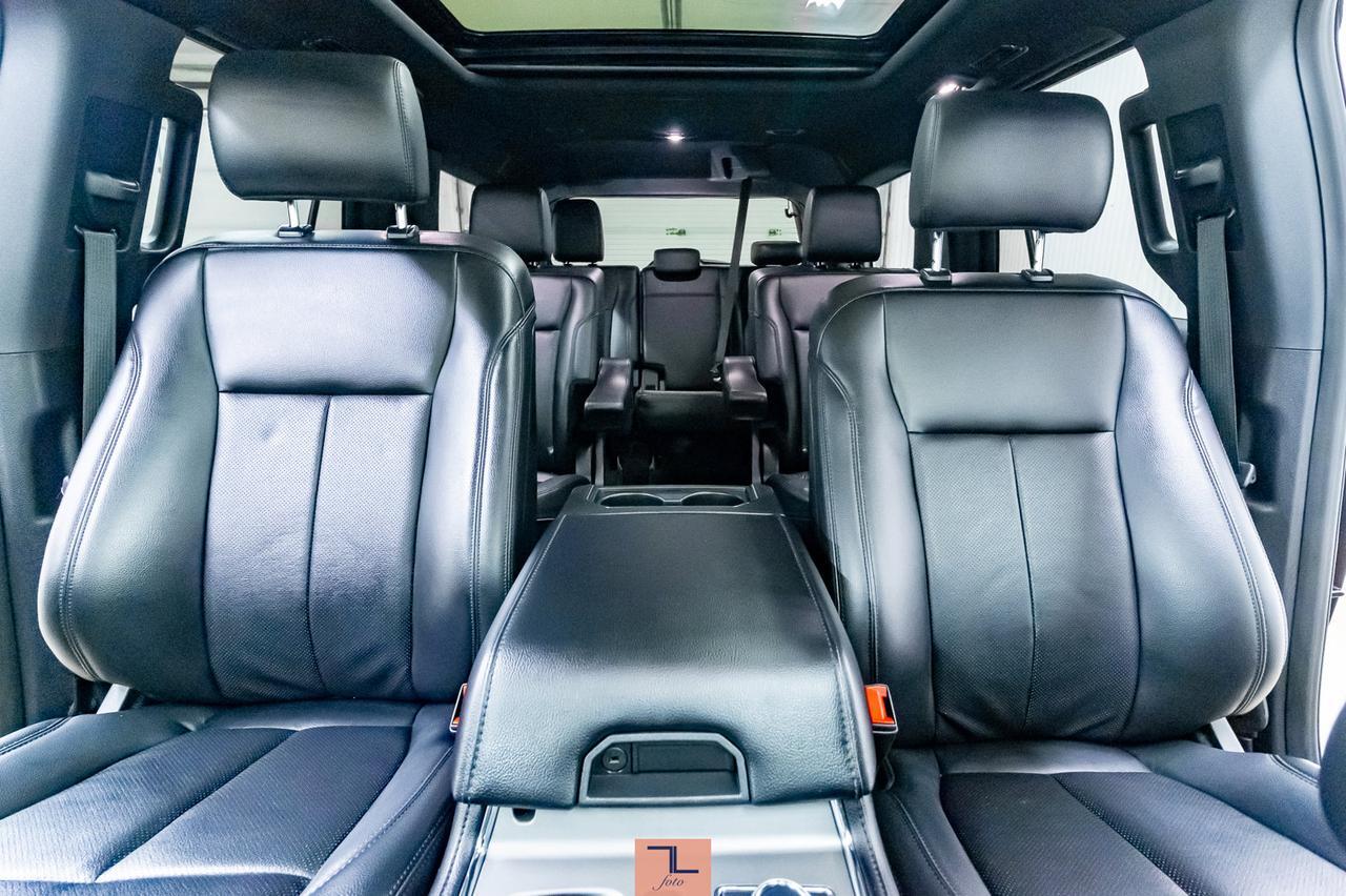 2020 Ford Expedition AWD XLT Leather Roof Nav BCam Red Deer AB