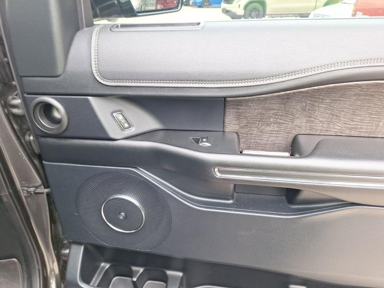 2020 Ford Expedition Limited Hurst TX