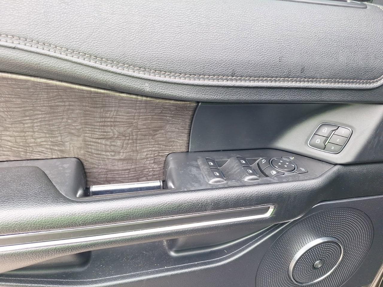 2020 Ford Expedition Limited Hurst TX