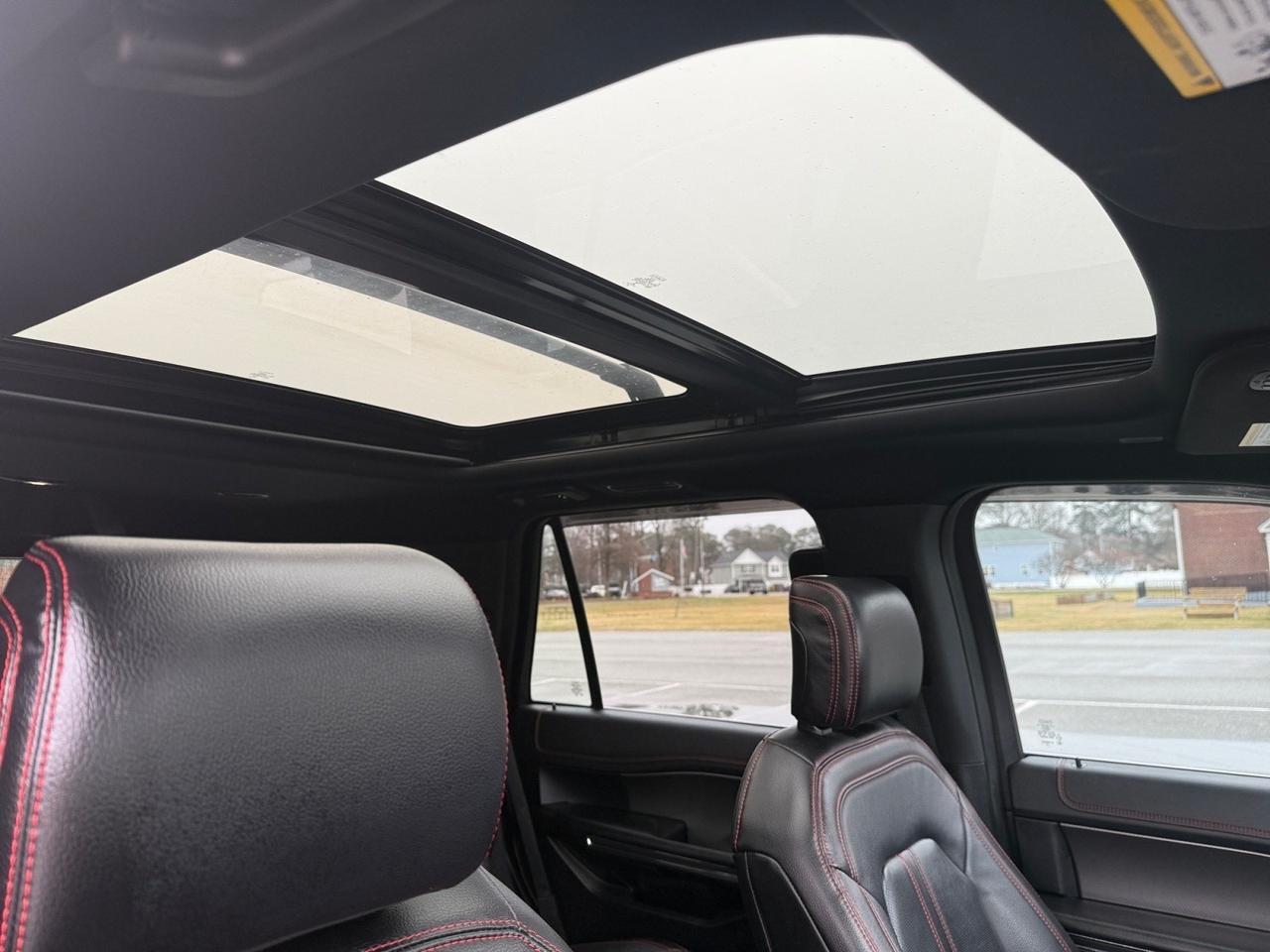 2020 Ford Expedition Limited, HEATED/VENTILATED SEATS, HEATED 2ND ROW, POWERED 2ND/3RD ROW, MOONROOF, UNIVERSAL GARAGE DOOR OPENER, B&O SPEAKERS, POWER LIFTGATE, RUNNING BOARDS, TOW PACKAGE, POWER/HEATED MIRRORS, POWER FOLDING MIRRORS, ONLY 1 OWNER, CLEAN CARFAX, THIS EX Norfolk VA