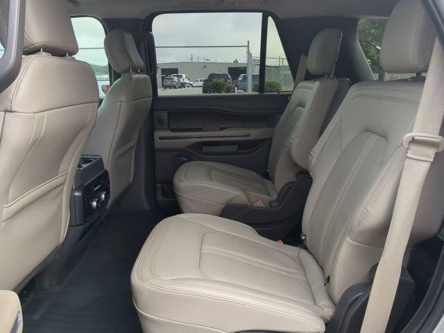 2020 Ford Expedition Limited Appleton WI