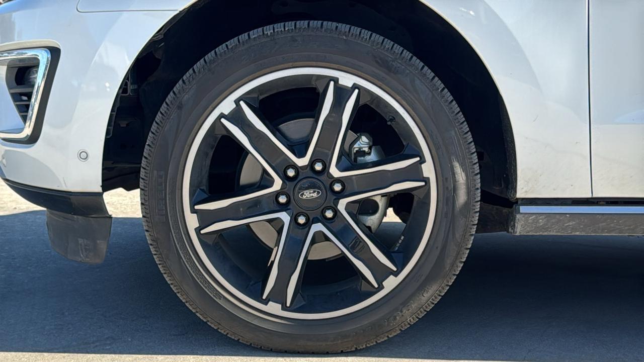 2020 Ford Expedition Limited  Selma TX