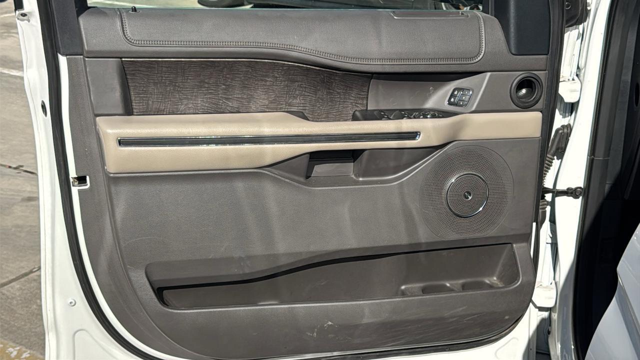 2020 Ford Expedition Limited  Selma TX