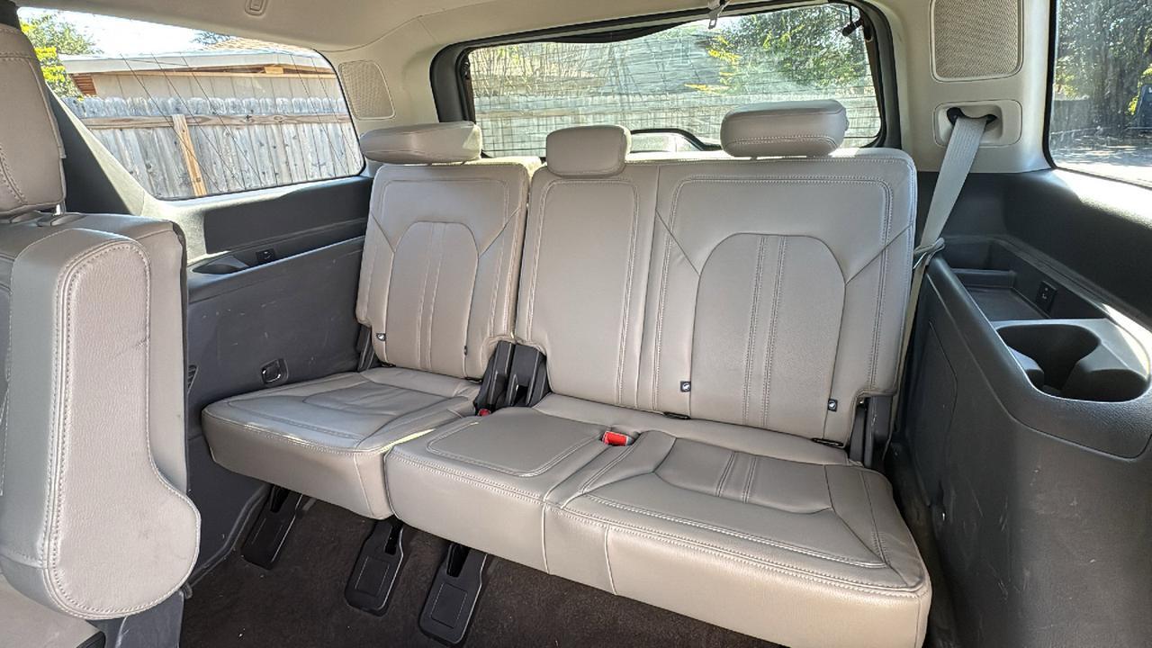 2020 Ford Expedition Limited  Selma TX