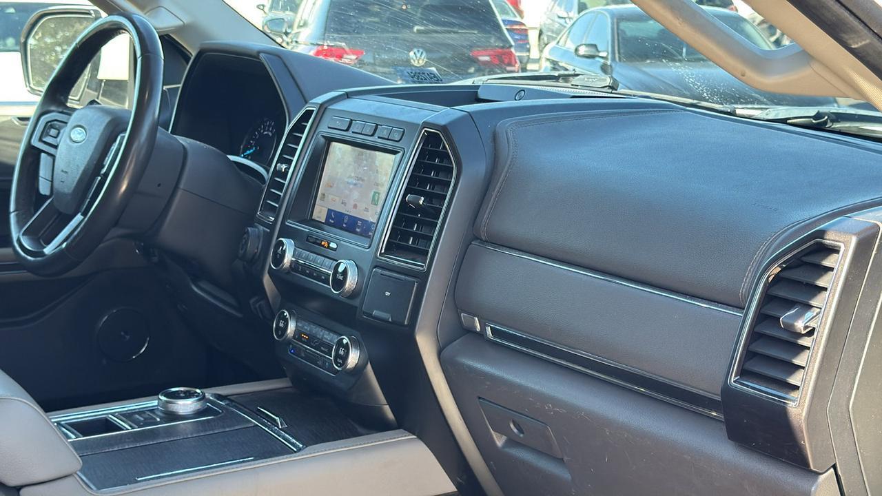 2020 Ford Expedition Limited  Selma TX