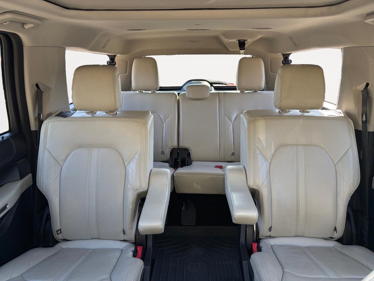 2020 Ford Expedition Max Platinum, HANDS-FREE LIFTGATE, PANORAMIC MOONROOF, POWER RUNNING BOARDS, POWER 3RD ROW SEATING. HEATED STEERING WHEEL & SEATS, 360 BACKUP CAMERA, LOW MILES, CLEAN CARFAX, MAXIMIZE YOUR RIDE! Virginia Beach VA