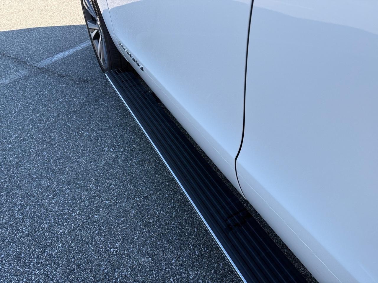 2020 Ford Expedition Max Platinum, HEATED AND VENTILATED SEATS, HEATED REAR SEATS, MOONROOF, UNIVERSAL GARAGE DOOR OPENER, CAPTAINS CHAIRS, 3RD ROW, POWER LIFTGATE, B&O SPEAKERS, POWER RUNNING BOARDS, ROOF RACK, NAVIGATION, TOW PACKAGE, POWER MIRRORS, THIS IS THE PERFECT FAM Norfolk VA