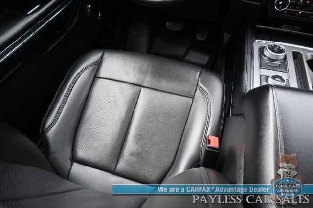 2020 Ford Expedition XLT / 4X4 / Heavy Duty Trailer Pkg / Auto Start / Heated & Cooled Leather Seats / Heated Steering Wheel / Panoramic Sunroof / NAV / Blind Spot Alert / Rear Captain Chairs / 3rd Row / Seats 7 / Tow Pkg Anchorage AK