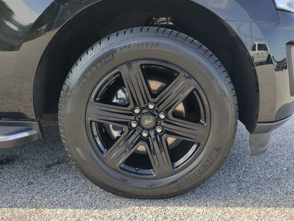 2020 Ford Expedition XLT Appleton WI