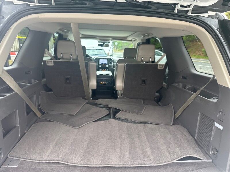 2020 Ford Expedition XLT photo 8