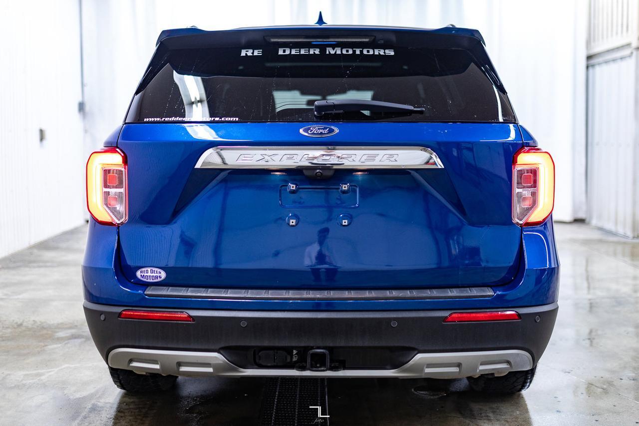 2020 Ford Explorer AWD XLT Leather Roof Nav BCam Red Deer AB