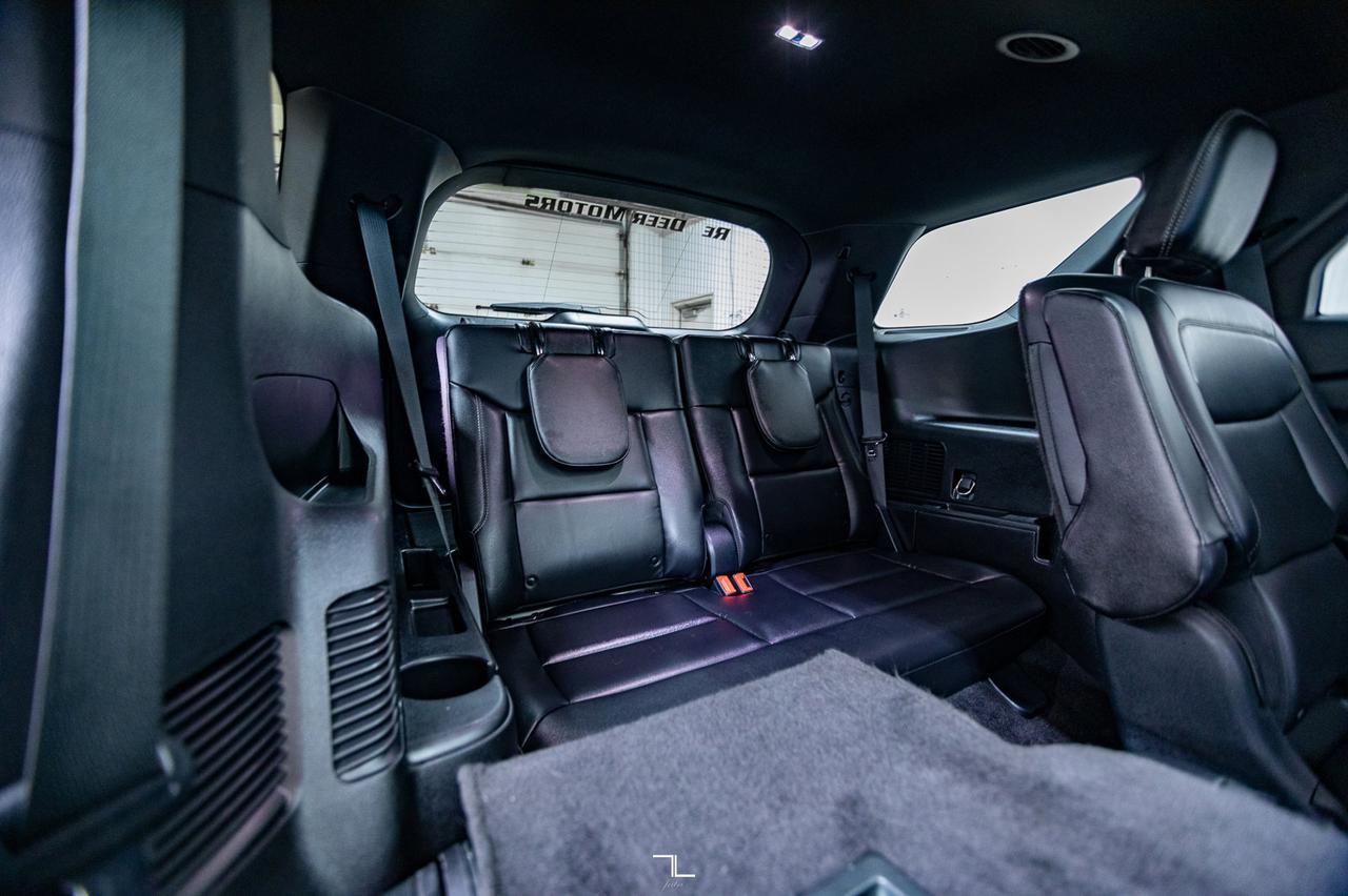 2020 Ford Explorer AWD XLT Leather Roof Nav BCam Red Deer AB