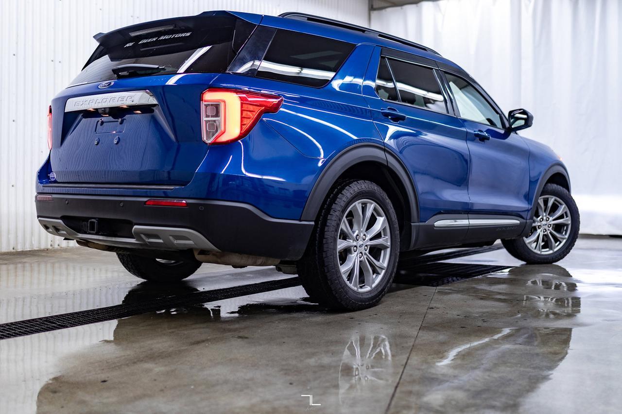 2020 Ford Explorer AWD XLT Leather Roof Nav BCam Red Deer AB