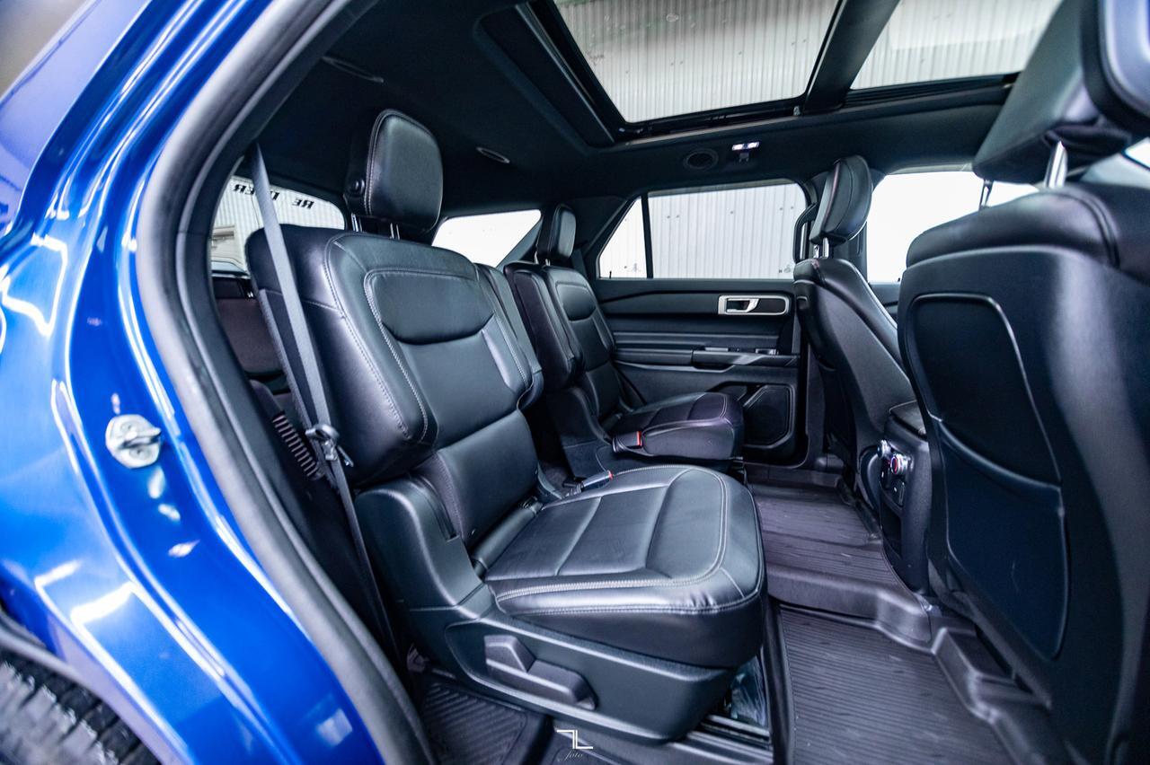 2020 Ford Explorer AWD XLT Leather Roof Nav BCam Red Deer AB