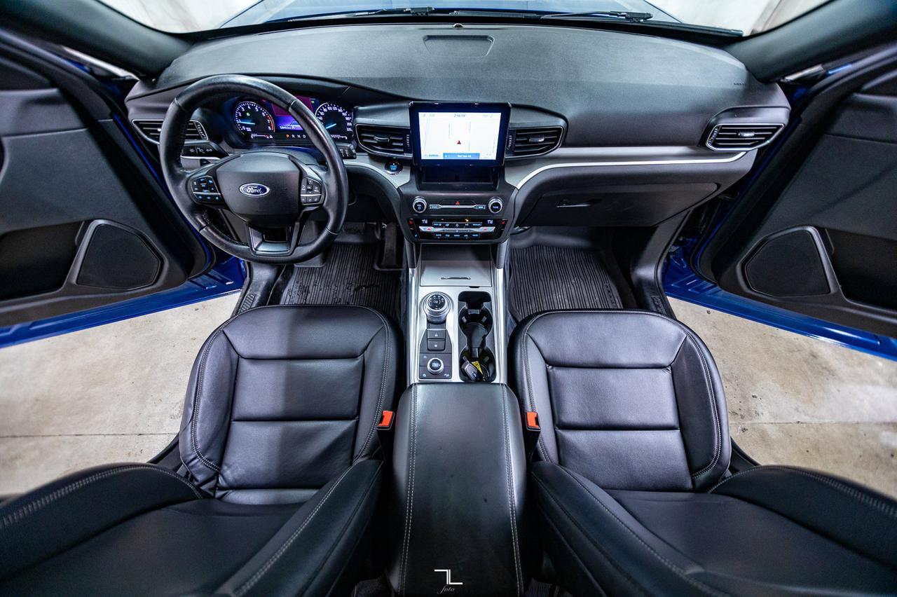 2020 Ford Explorer AWD XLT Leather Roof Nav BCam Red Deer AB