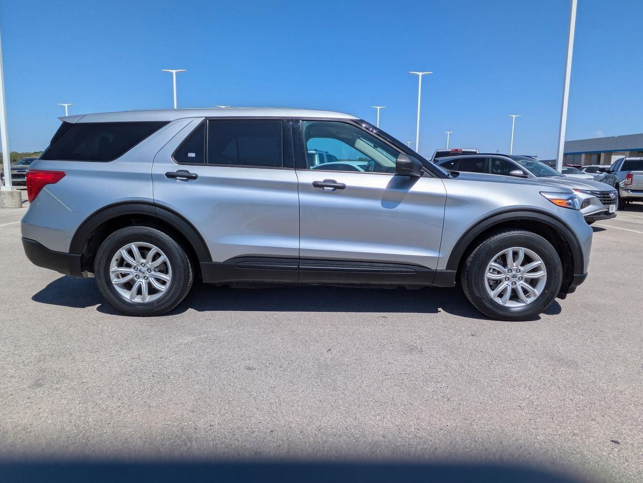 2020 Ford Explorer Base