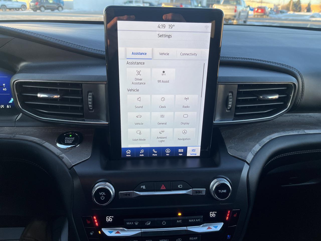 2020 Ford Explorer Platinum 4WD PremiumTechnologyPkg w/Sunroof 21s HtdCldMemLthr Saukville WI