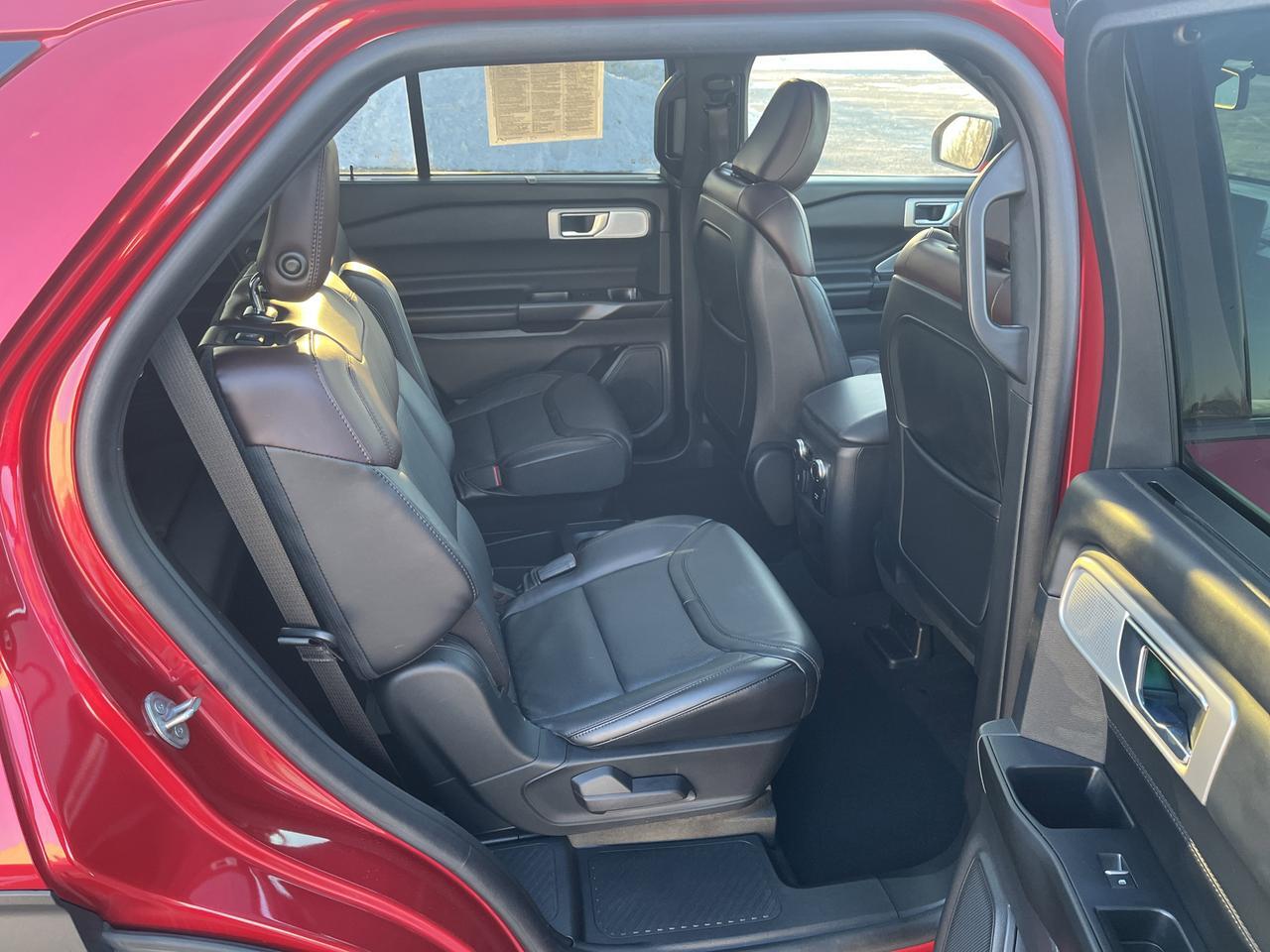 2020 Ford Explorer Platinum 4WD PremiumTechnologyPkg w/Sunroof 21s HtdCldMemLthr Saukville WI