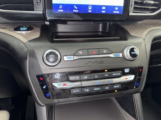 2020 Ford Explorer Platinum Pine River MN
