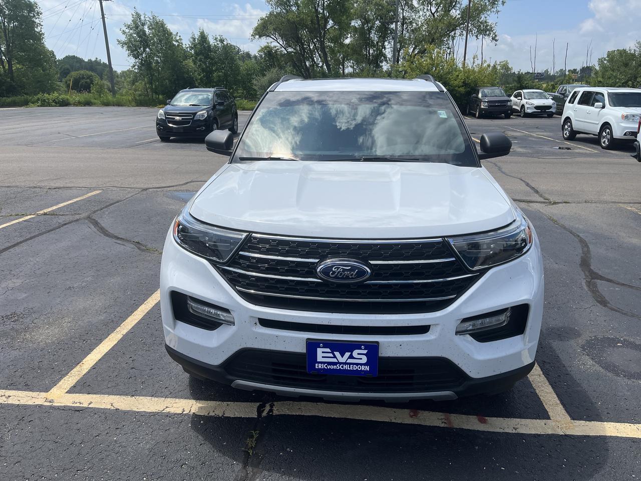 2020 Ford Explorer XLT 4WD Comfort TrailerTowPkgs w/Sunroof Nav 20s AdptvCrz HtdSteeringWheel RemoteStart
