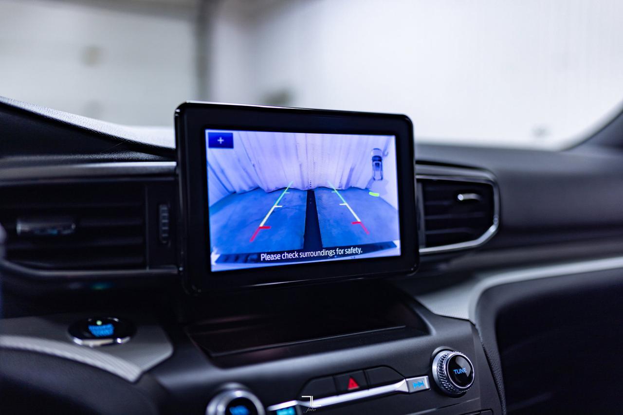 2020 Ford Explorer XLT AWD Leather BCam Red Deer AB