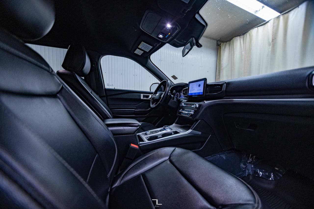 2020 Ford Explorer XLT AWD Leather BCam Red Deer AB