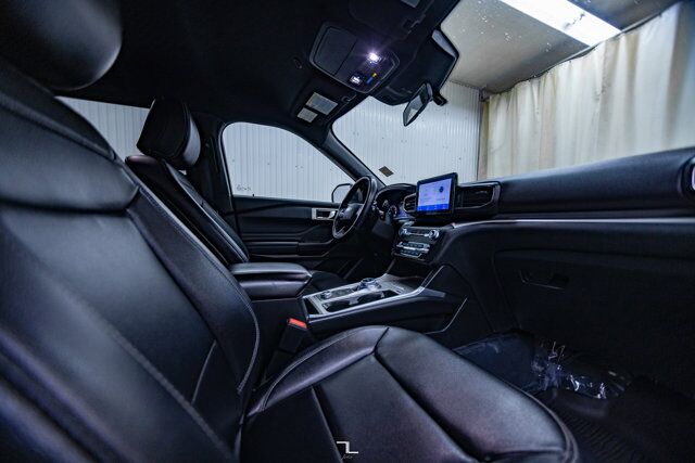 2020 Ford Explorer XLT AWD Leather BCam Red Deer AB