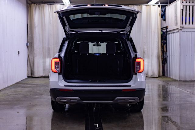 2020 Ford Explorer XLT AWD Leather BCam Red Deer AB