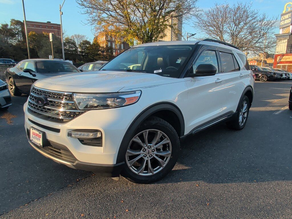 2020 Ford Explorer
