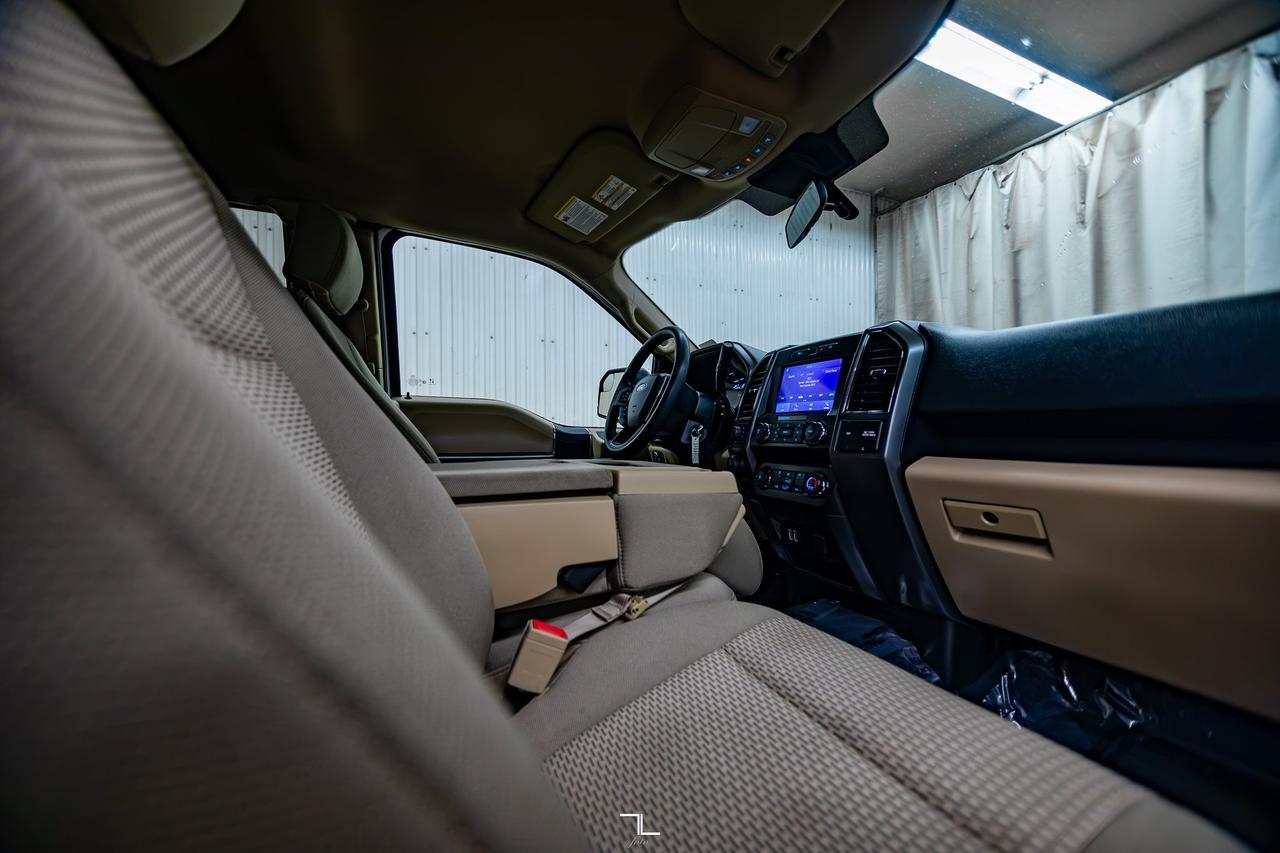 2020 Ford F-150 4x4 Super Cab XLT Longbox BCam Topper Red Deer AB