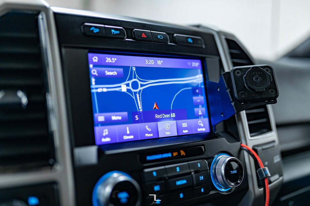 2020 Ford F-150 4x4 Super Crew Lariat FX4 Leather Roof Nav BCam Red Deer AB