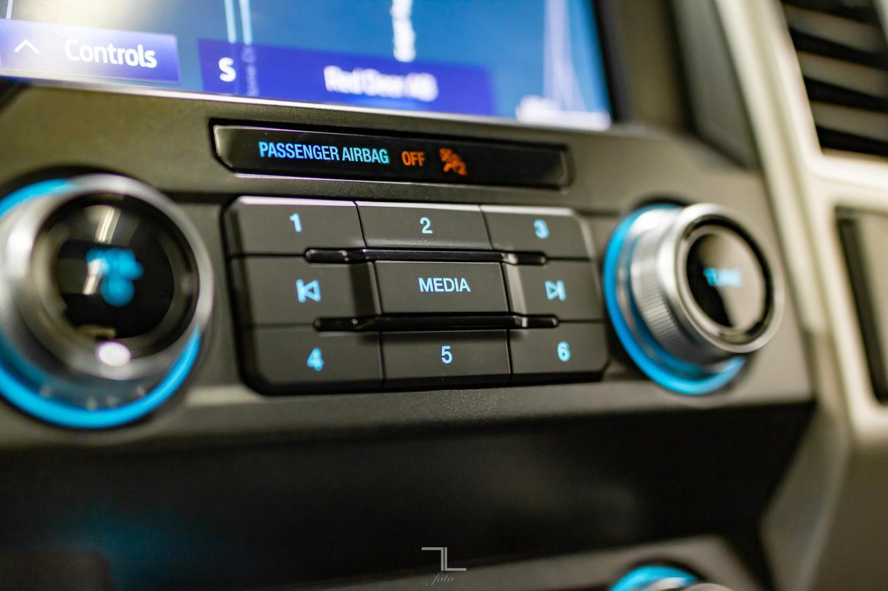 2020 Ford F-150 4x4 Super Crew Lariat Leather Roof Nav Red Deer AB