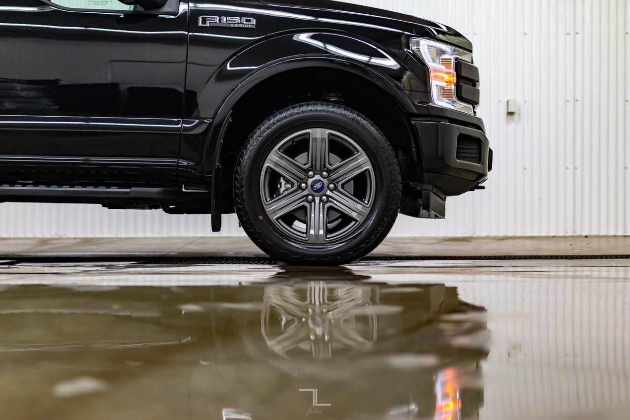 2020 Ford F-150 4x4 Super Crew Lariat Leather Roof Nav Red Deer AB