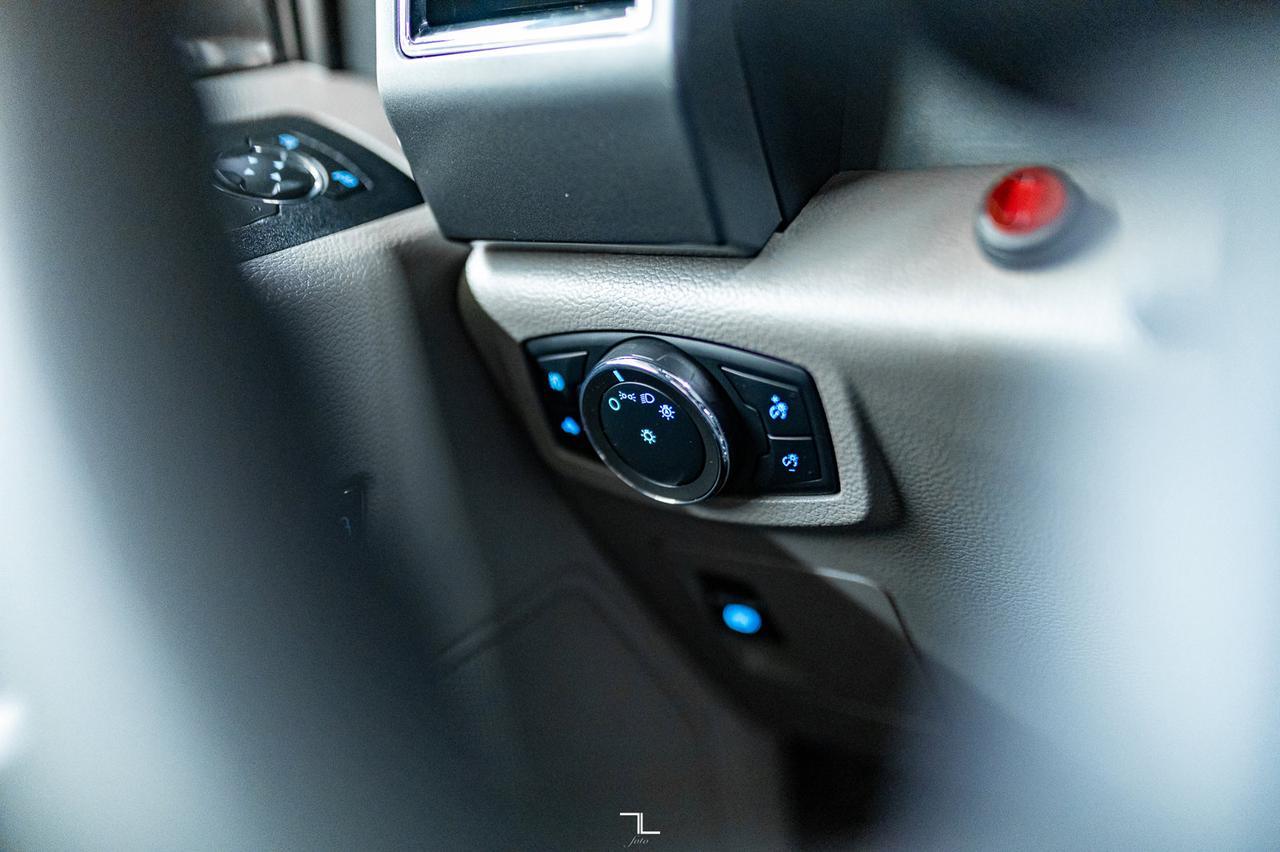 2020 Ford F-150 4x4 Super Crew XLT BCam Red Deer AB