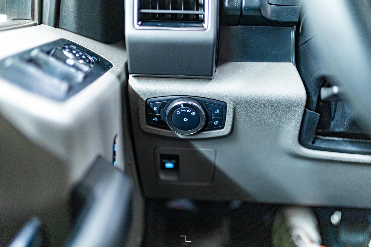 2020 Ford F-150 4x4 Super Crew XLT PSeat BCam Red Deer AB