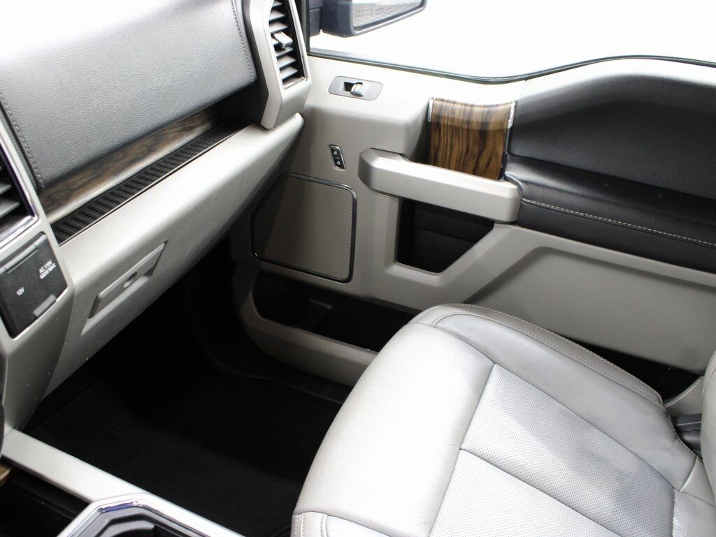2020 Ford F-150 4x4 SuperCrew Lariat Fond du Lac WI